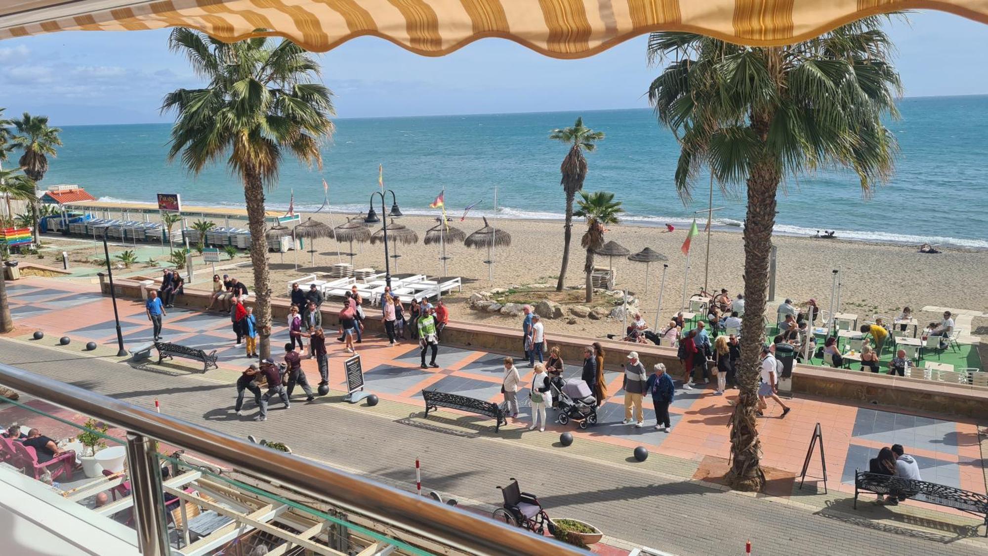 Roca Chica. Studio - First Line Beach Torremolinos Exterior photo